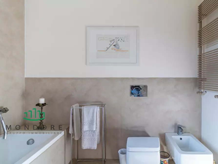 Immagine 43 di Attico in vendita  in via san donato 70 a Granarolo Dell'emilia