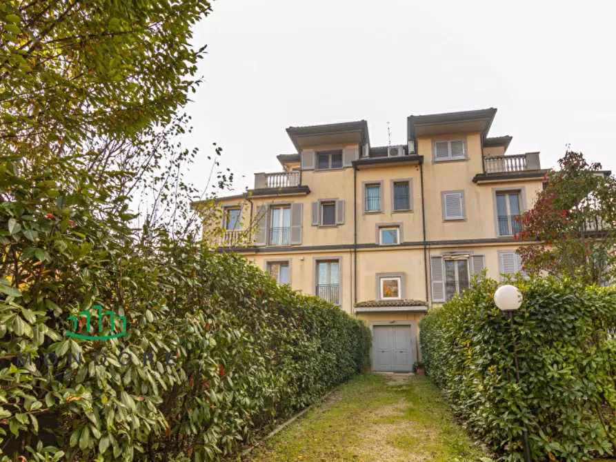 Immagine 51 di Attico in vendita  in via san donato 70 a Granarolo Dell'emilia