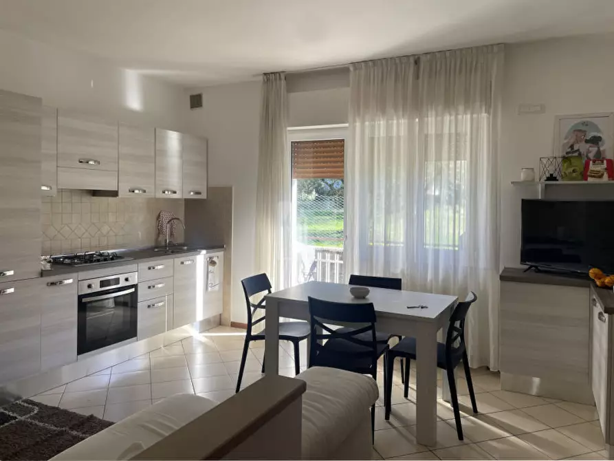 Immagine 1 di Villa in vendita  in Via Paolo Leonardi a Arco