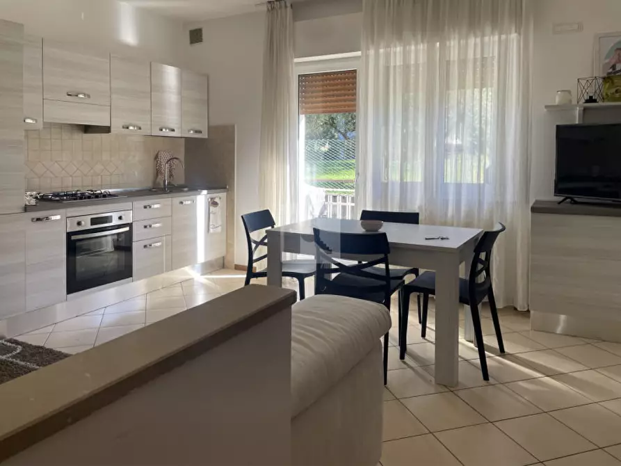 Immagine 2 di Villa in vendita  in Via Paolo Leonardi a Arco