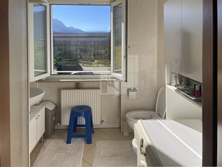 Immagine 11 di Villa in vendita  in Via Paolo Leonardi a Arco