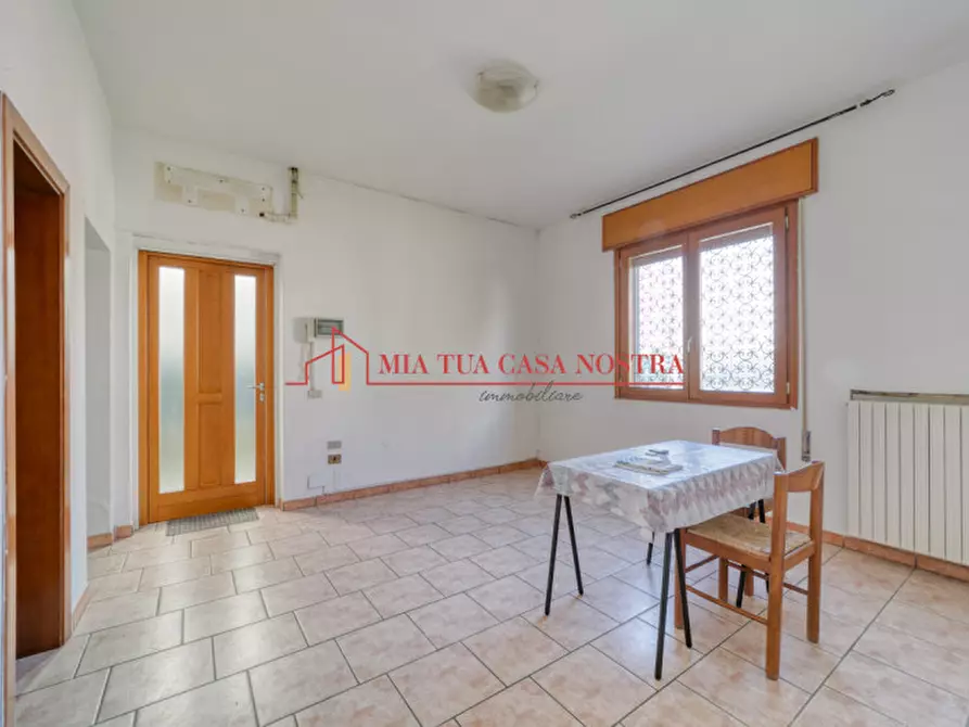 Immagine 1 di Appartamento in vendita  in Via Nazioni Unite a Abano Terme