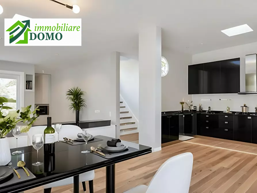 Immagine 1 di Casa bifamiliare in vendita  in santorso a Santorso