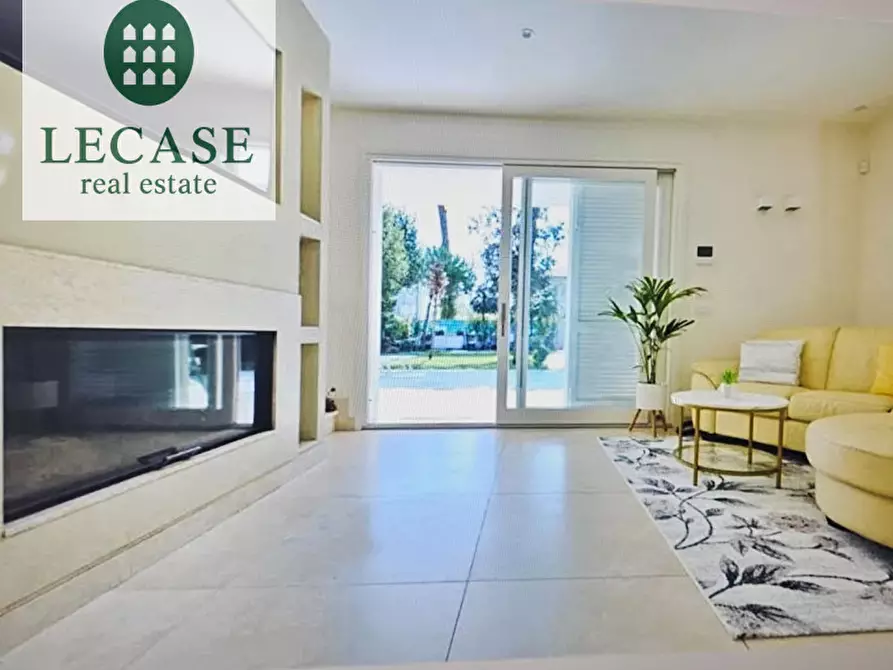 Immagine 11 di Villa in vendita  in Via Amilcare Ponchielli a Forte Dei Marmi