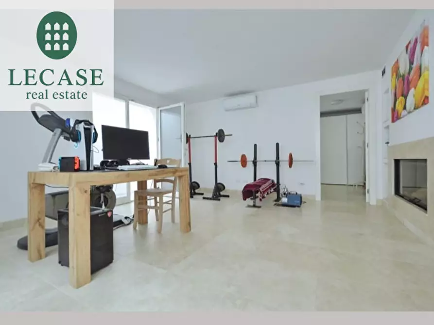 Immagine 19 di Villa in vendita  in Via Amilcare Ponchielli a Forte Dei Marmi