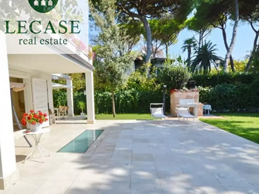 Immagine 23 di Villa in vendita  in Via Amilcare Ponchielli a Forte Dei Marmi