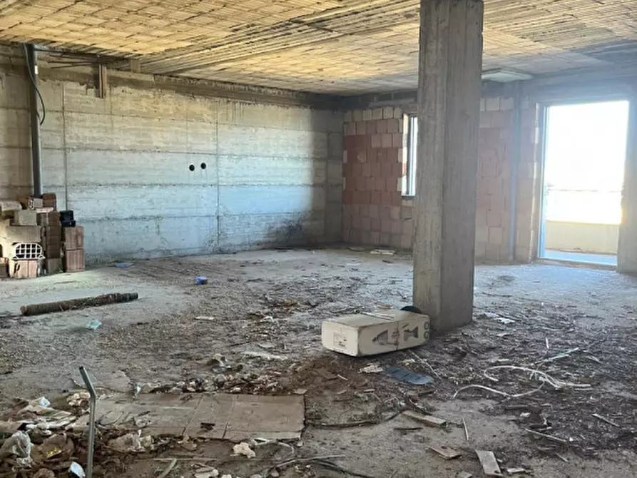 Immagine 7 di Appartamento in vendita  in VIA RUSSOMANNO a Satriano