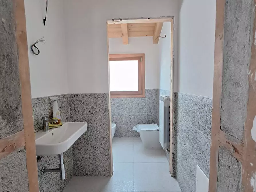 Immagine 3 di Villetta a schiera in vendita  in Via Argine Destro canale Taglio a Mira