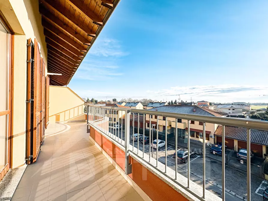 Immagine 5 di Appartamento in vendita  in Via della Costituzione n. 118 a Oleggio