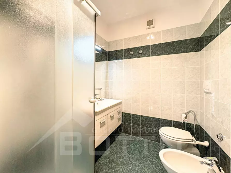 Immagine 8 di Appartamento in vendita  in Via della Costituzione n. 118 a Oleggio