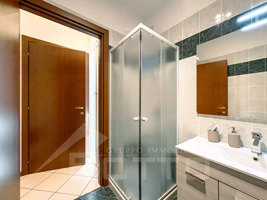 Immagine 26 di Appartamento in vendita  in Via della Costituzione n. 118 a Oleggio