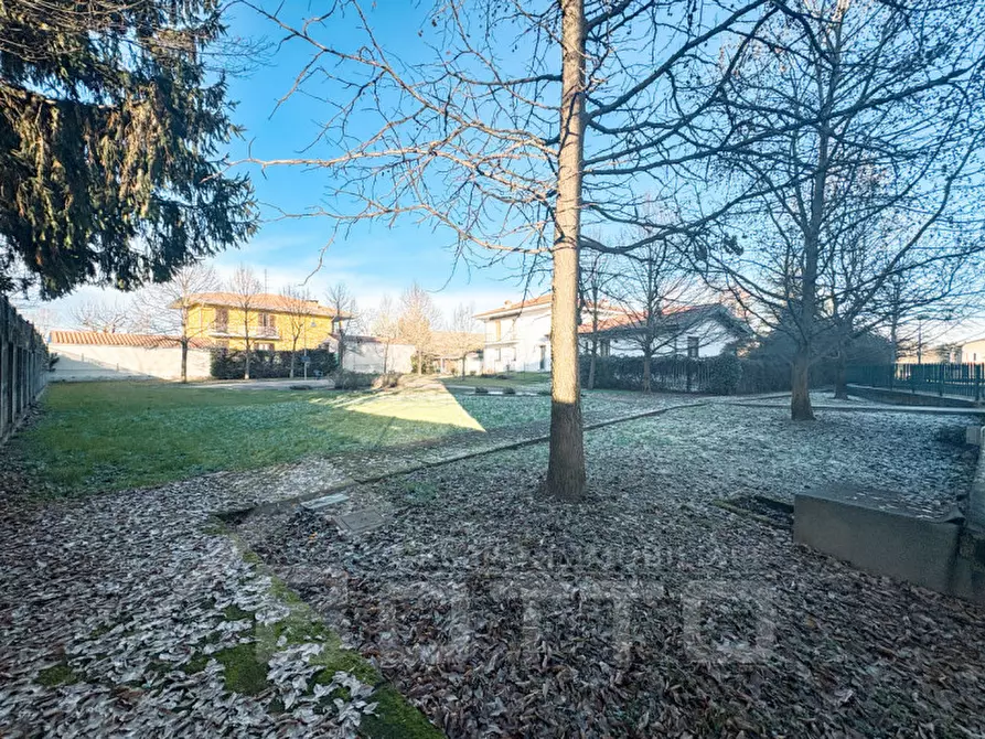 Immagine 30 di Appartamento in vendita  in Via della Costituzione n. 118 a Oleggio