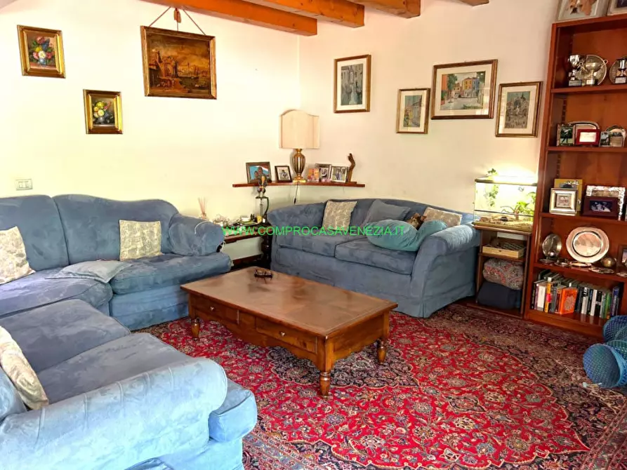 Immagine 5 di Appartamento in vendita  in via felisati a Venezia