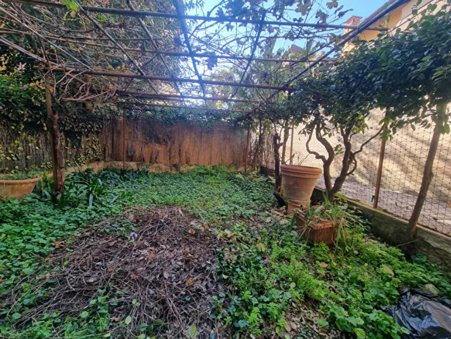 Immagine 2 di Appartamento in vendita  in VIA DEL GELSOMINO a Firenze