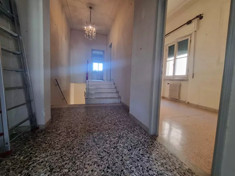 Immagine 16 di Appartamento in vendita  in VIA DEL GELSOMINO a Firenze