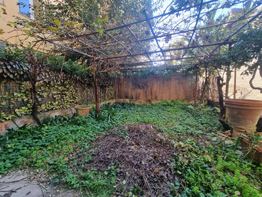 Immagine 18 di Appartamento in vendita  in VIA DEL GELSOMINO a Firenze