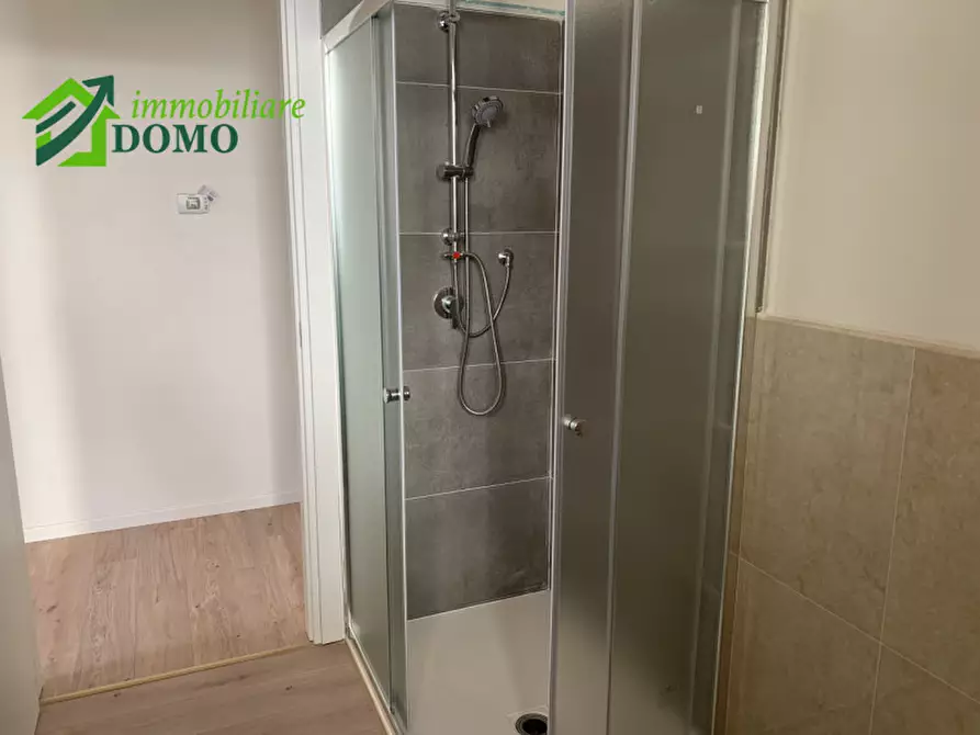 Immagine 8 di Appartamento in vendita  in schio a Schio