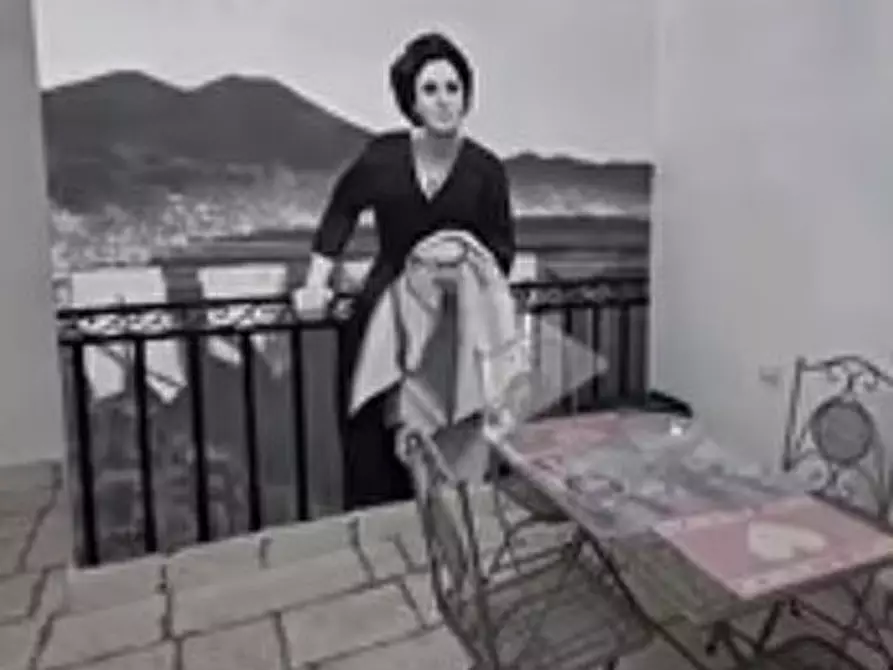 Immagine 4 di Appartamento in affitto  in via s. liborio 25 a Napoli