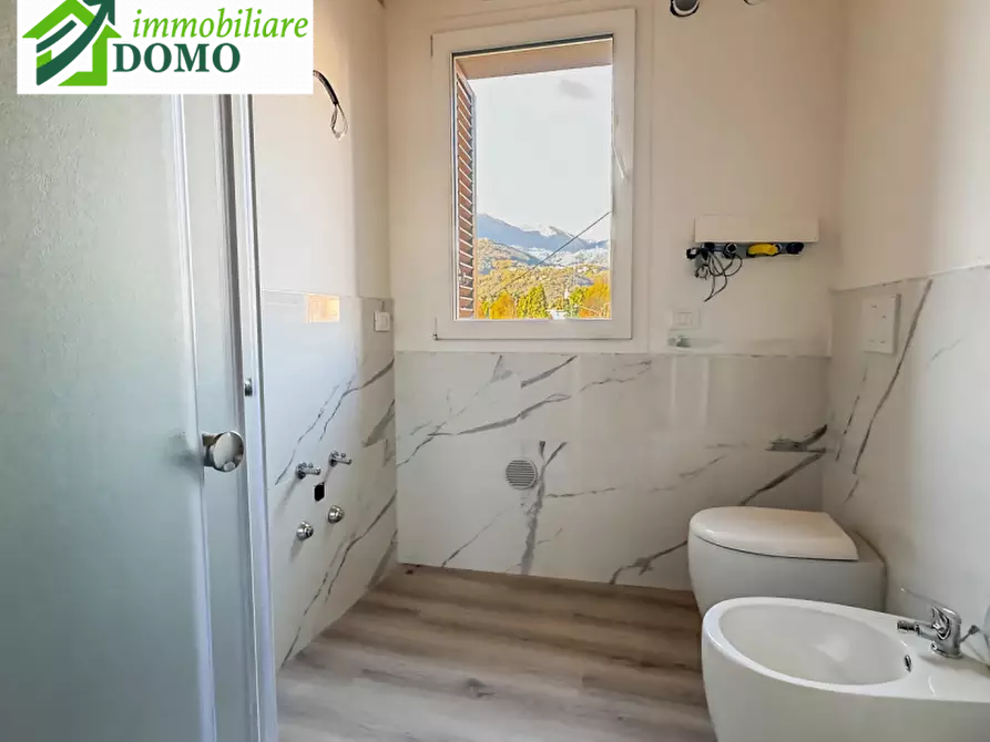 Immagine 2 di Appartamento in vendita  in schio a Schio