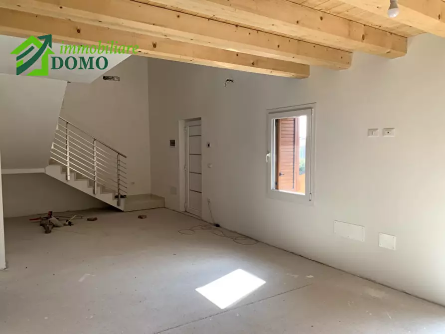 Immagine 2 di Appartamento in vendita  in schio a Schio