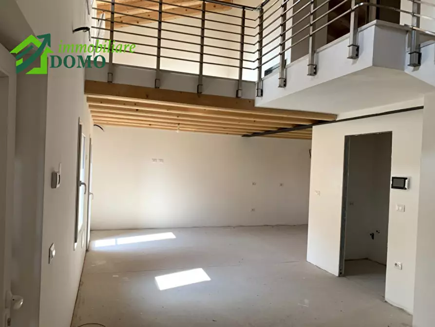 Immagine 8 di Appartamento in vendita  in schio a Schio
