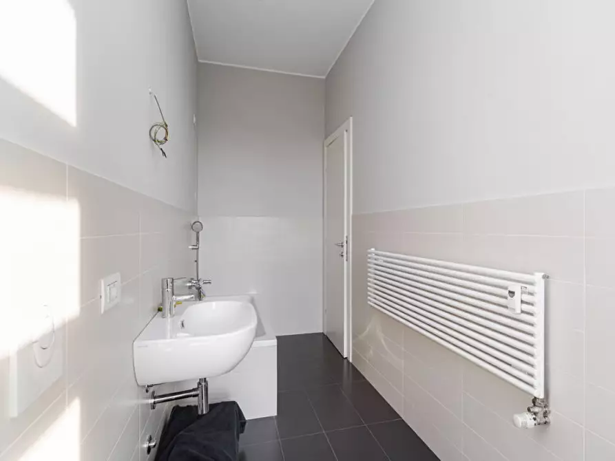 Immagine 15 di Appartamento in vendita  in Via Giorgio Morandi 4 a Monza