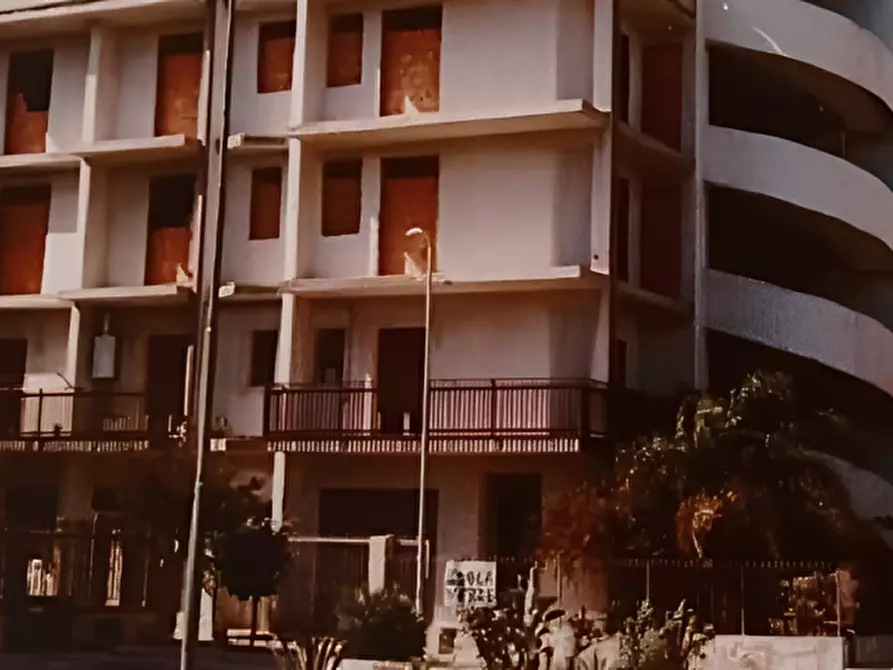 Immagine 4 di Appartamento in vendita  in Via Albinoni a Gela