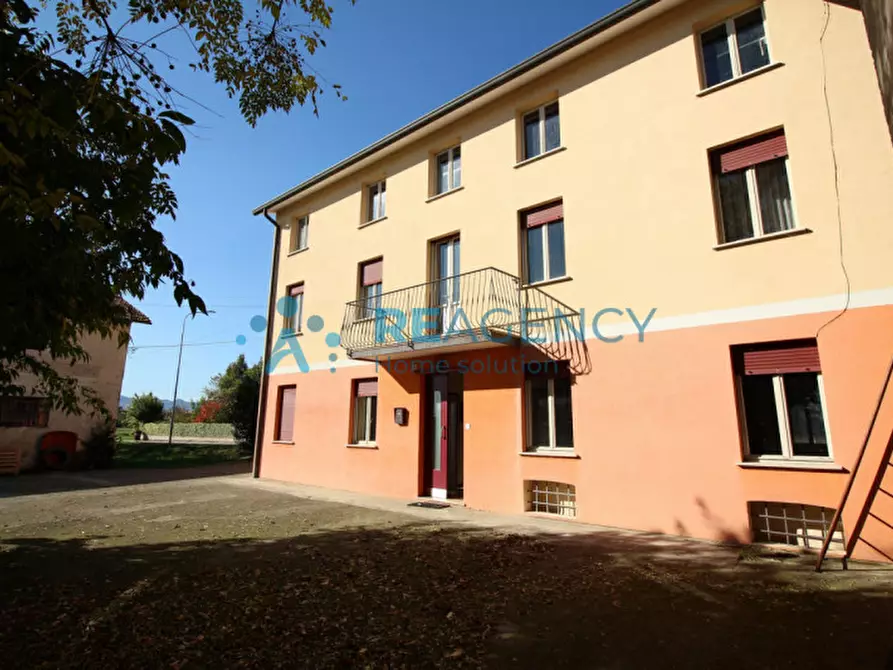 Immagine 3 di Casa indipendente in vendita  in Strada del Gatto a Zanè