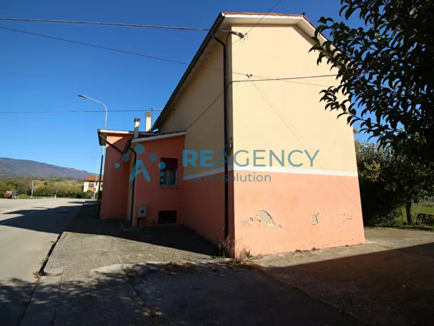 Immagine 4 di Casa indipendente in vendita  in Strada del Gatto a Zanè