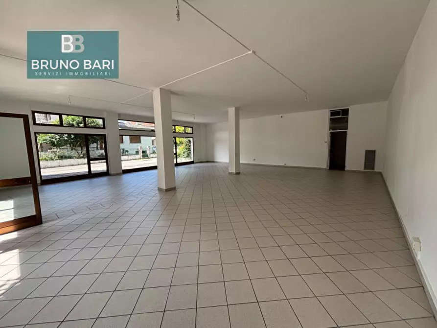 Immagine 1 di Ufficio in vendita  in Via Brigata Lupi di Toscana a Pordenone