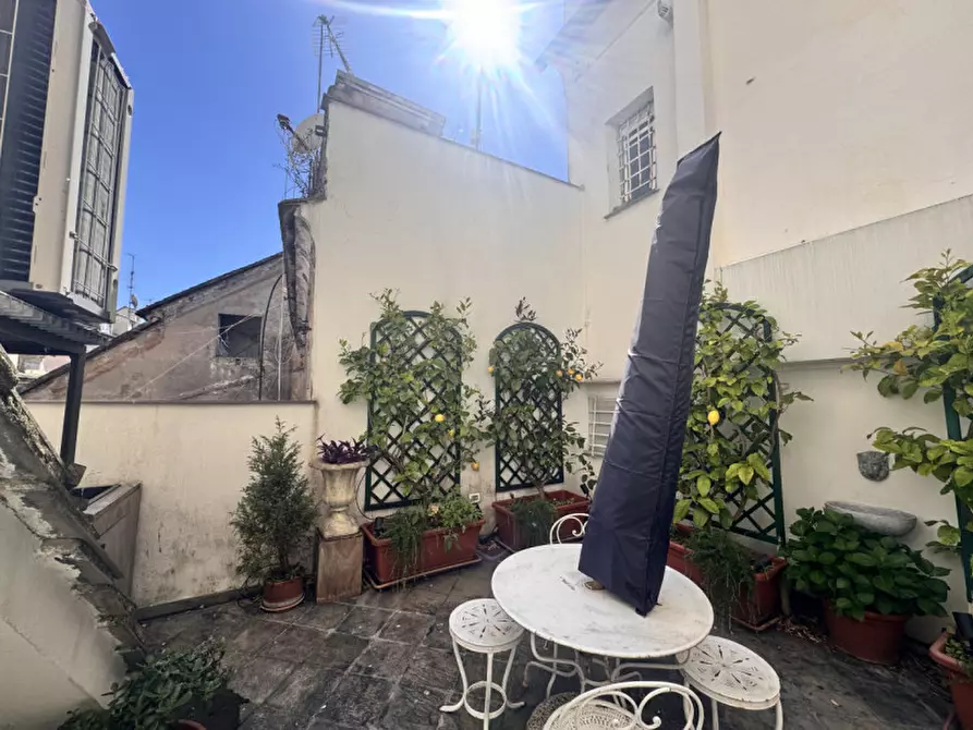 Immagine 39 di Appartamento in vendita  in Via Della maddalena a Genova