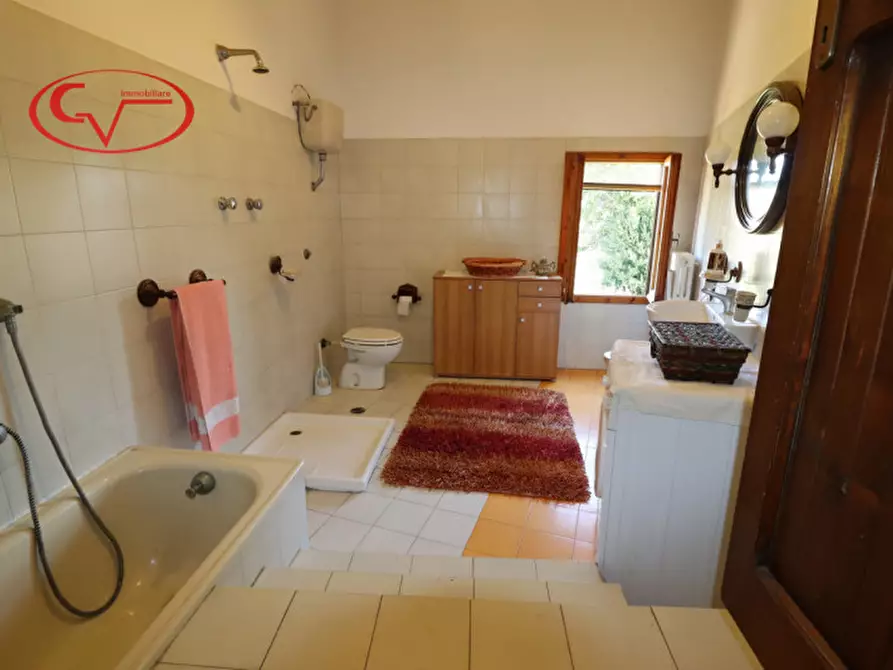 Immagine 20 di Rustico / casale in vendita  in Levane a Bucine