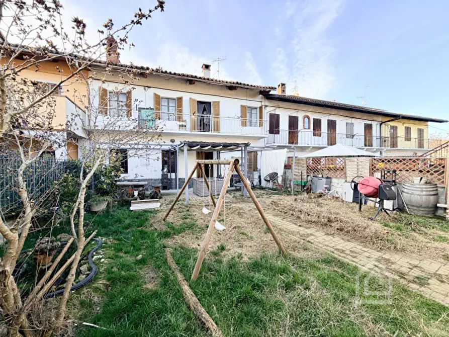 Immagine 1 di Casa indipendente in vendita  in Via Giulio Romano Vercelli 69 a Brusasco