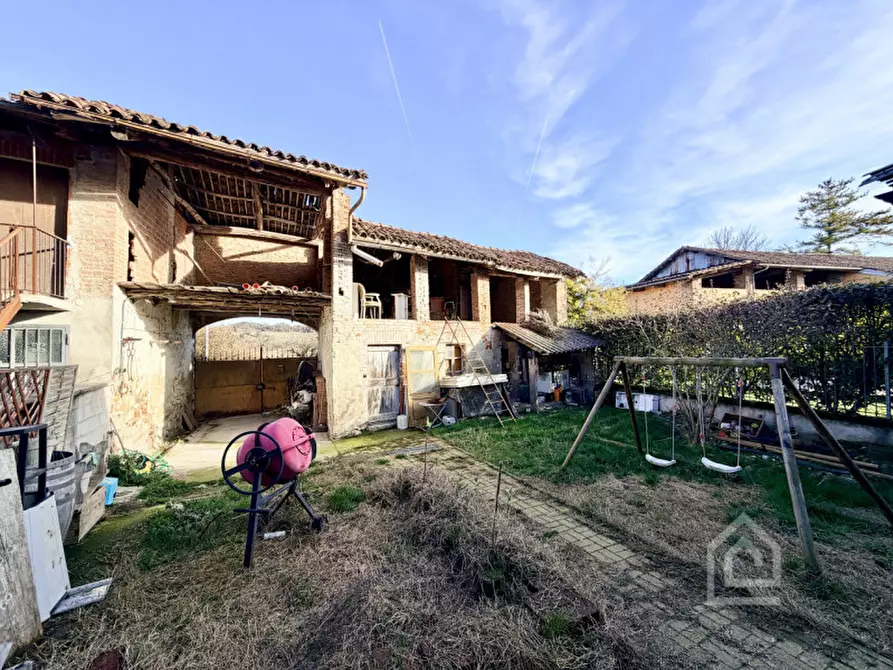 Immagine 2 di Casa indipendente in vendita  in Via Giulio Romano Vercelli 69 a Brusasco