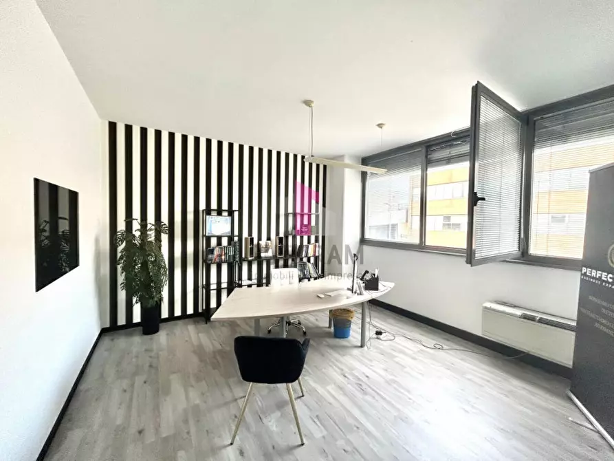 Immagine 6 di Ufficio in affitto  a Vicenza