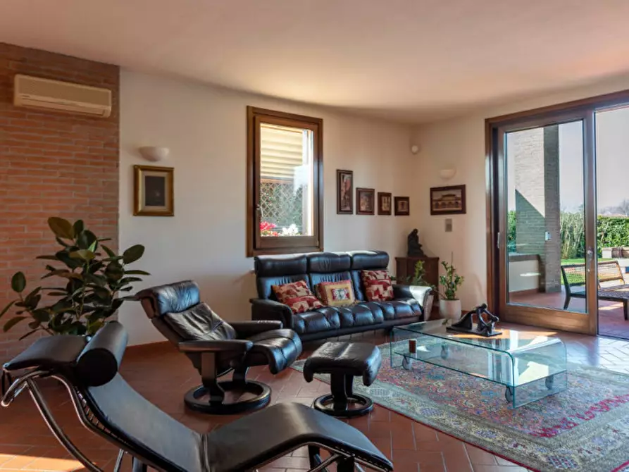 Immagine 2 di Villa in vendita  in via russo 12 a San Lazzaro Di Savena