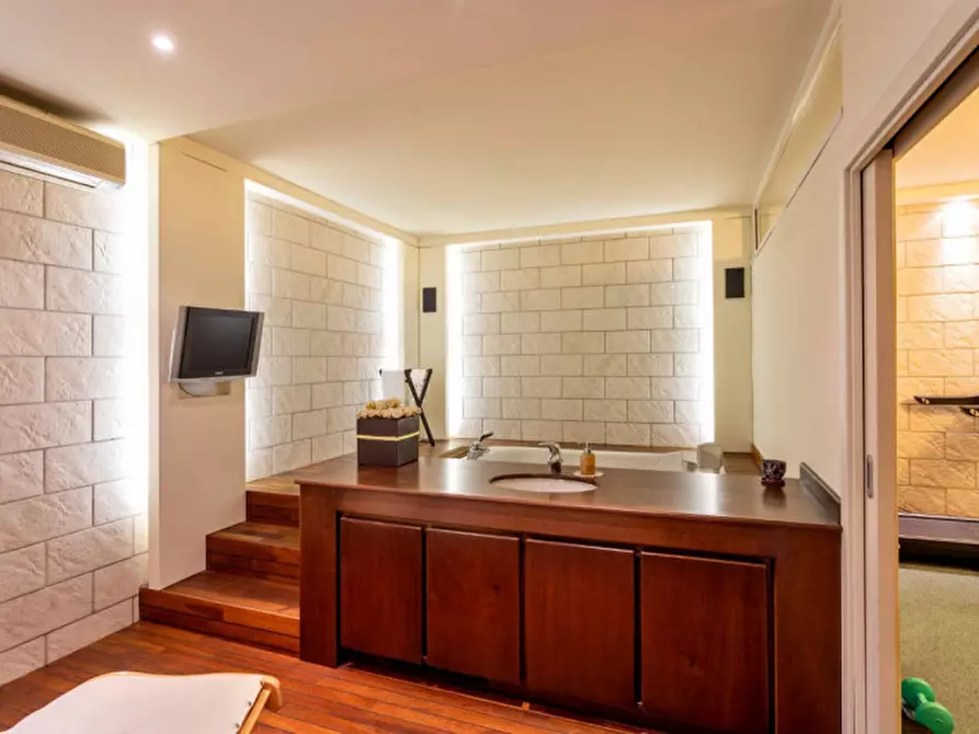 Immagine 12 di Villa in vendita  in via russo 12 a San Lazzaro Di Savena