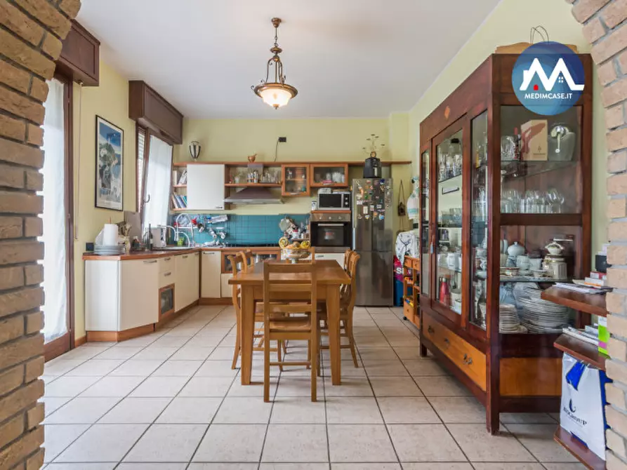 Immagine 7 di Casa quadrifamiliare in vendita  in Via Carlo Farini a Pesaro