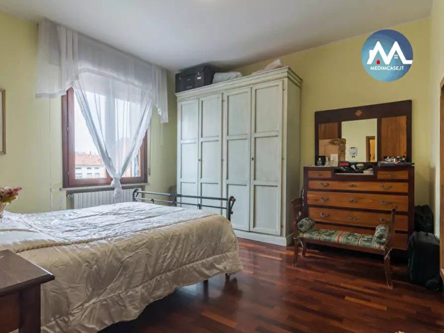 Immagine 12 di Casa quadrifamiliare in vendita  in Via Carlo Farini a Pesaro