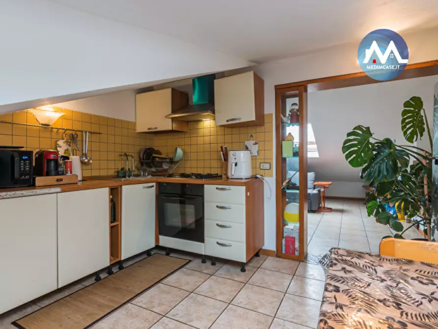 Immagine 23 di Casa quadrifamiliare in vendita  in Via Carlo Farini a Pesaro