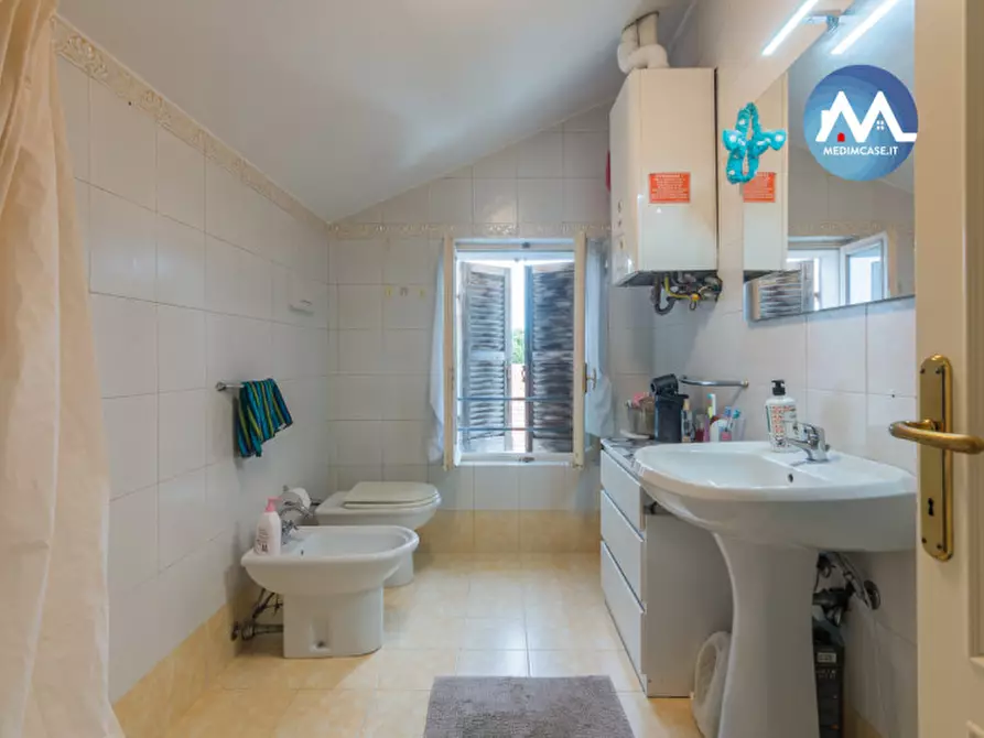 Immagine 28 di Casa quadrifamiliare in vendita  in Via Carlo Farini a Pesaro