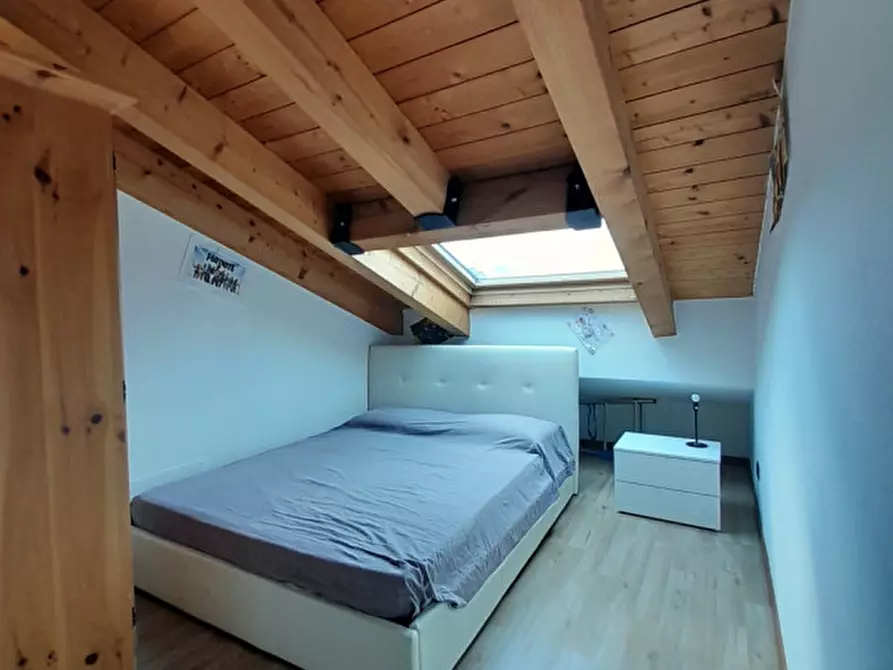 Immagine 7 di Appartamento in vendita  in Via Giulio Cesare 2 a Desenzano Del Garda