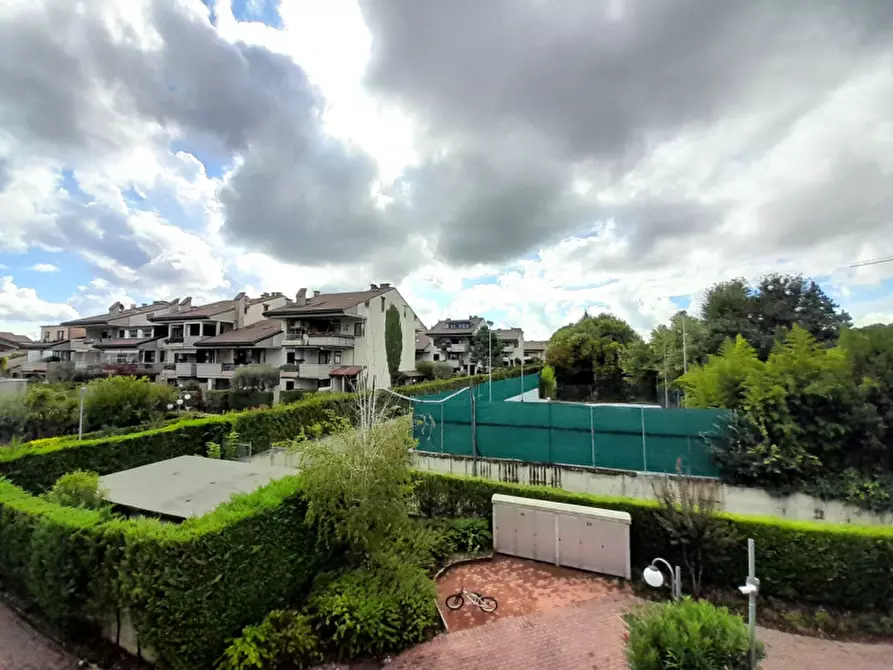 Immagine 15 di Appartamento in vendita  in Via Giulio Cesare 2 a Desenzano Del Garda