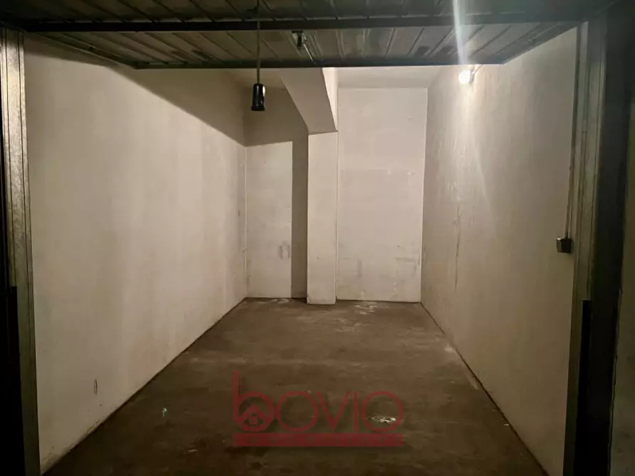 Immagine 6 di Garage in vendita  in VIA SIRTORI 5 a Torino