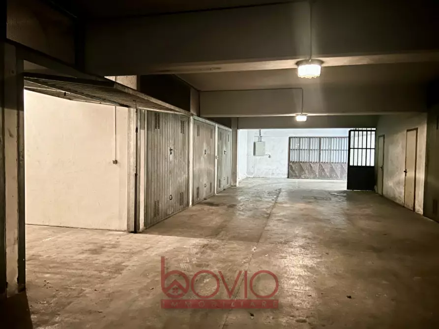 Immagine 6 di Garage in vendita  in VIA SIRTORI 5 a Torino