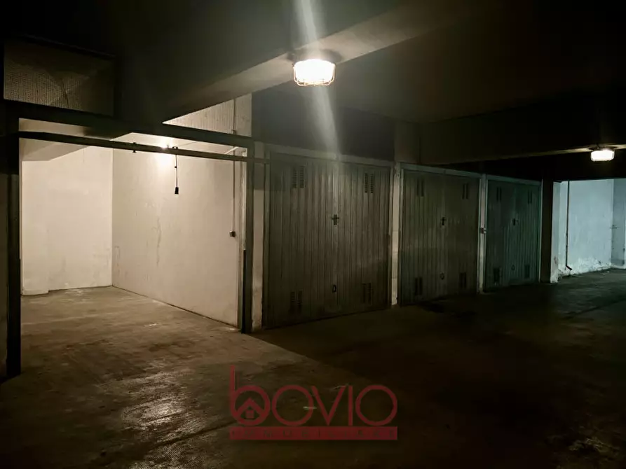 Immagine 8 di Garage in vendita  in VIA SIRTORI 5 a Torino
