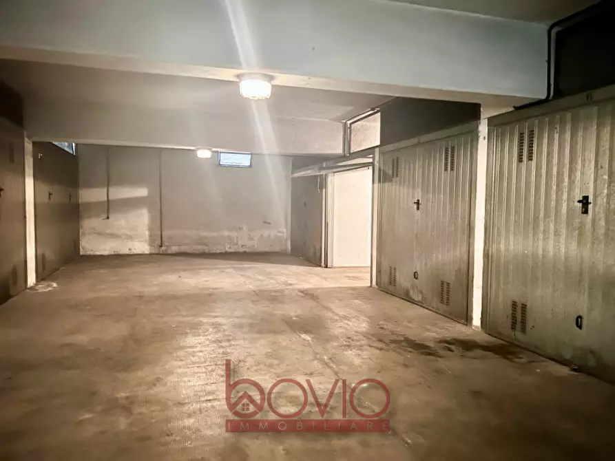 Immagine 9 di Garage in vendita  in VIA SIRTORI 5 a Torino