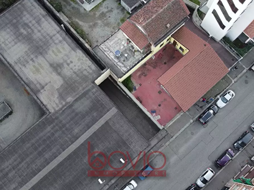 Immagine 19 di Garage in vendita  in VIA SIRTORI 5 a Torino