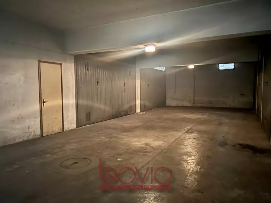 Immagine 25 di Garage in vendita  in VIA SIRTORI 5 a Torino