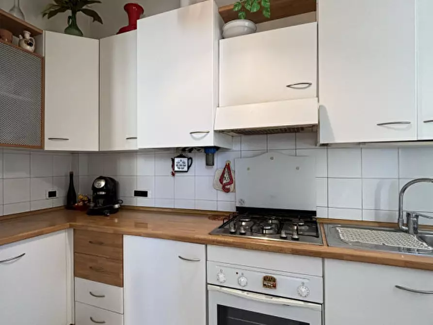 Immagine 17 di Appartamento in vendita  in Via Piave,10 a Parma